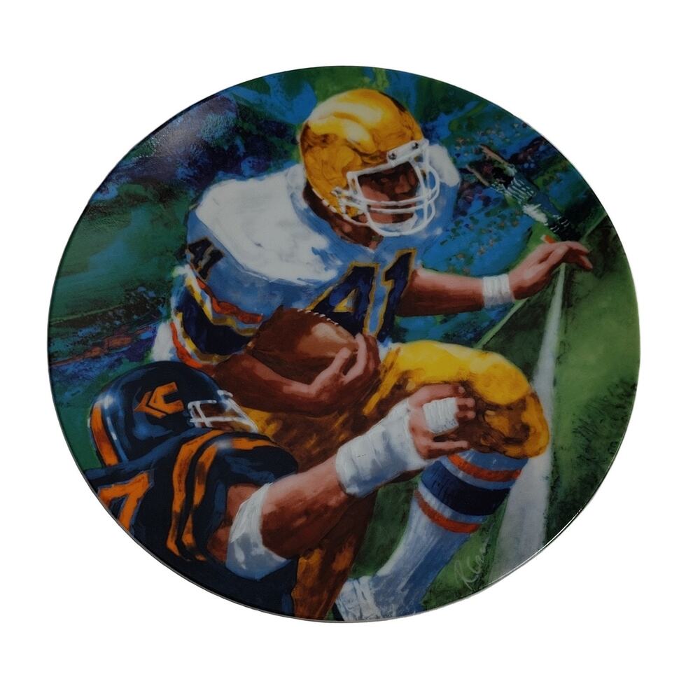 Avon Moments of Victory Football Collector Plate 1985 Ray Caran Porcelain 6"